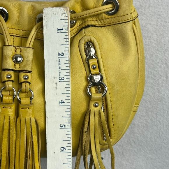 B Makowsky Crossbody Bag Purse Yellow Metal Hardware Leather Fringe Tassel - Picture 7 of 16